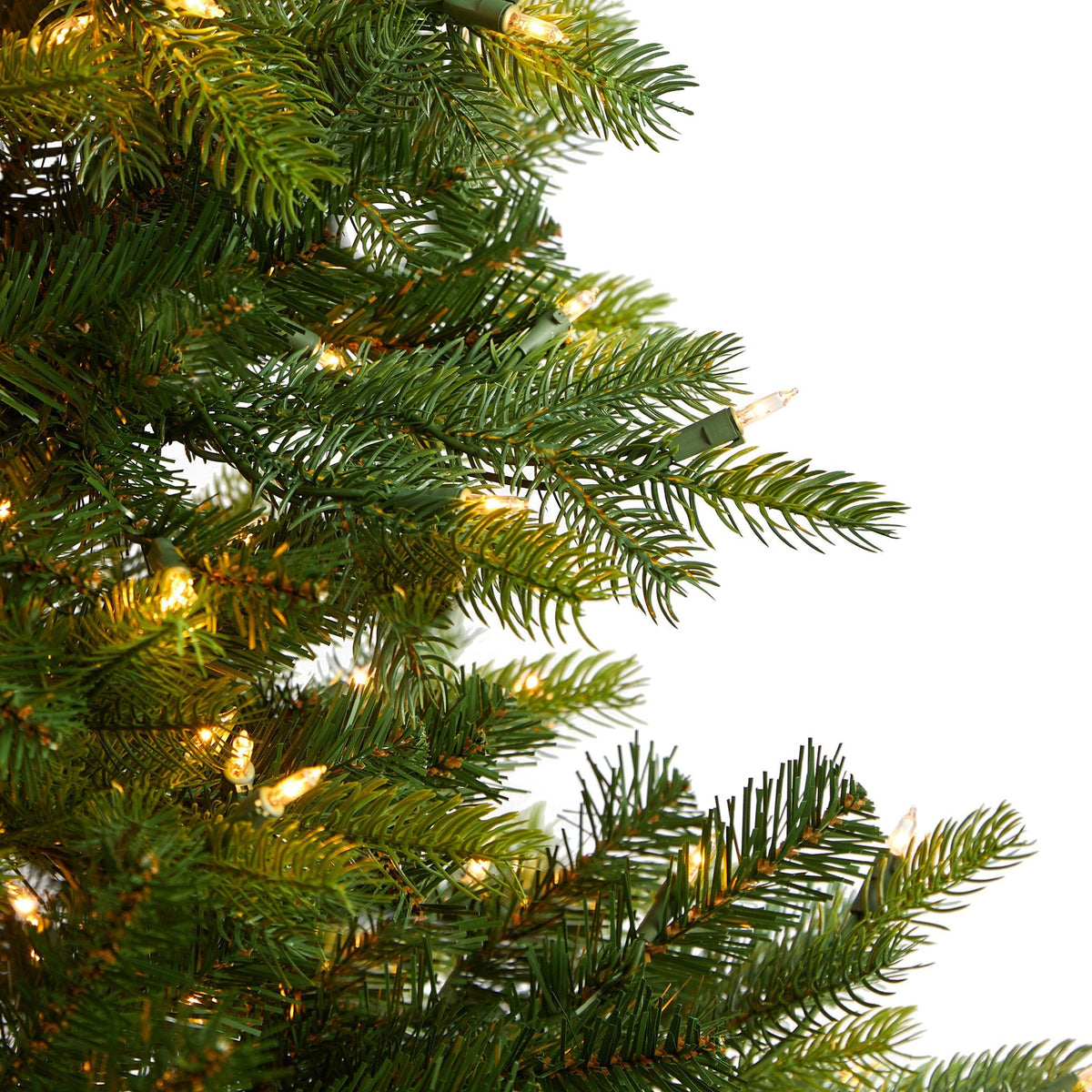 6' North Carolina Spruce Artificial Christmas Tree with 350 Clear Lights and 631 Bendable Branches