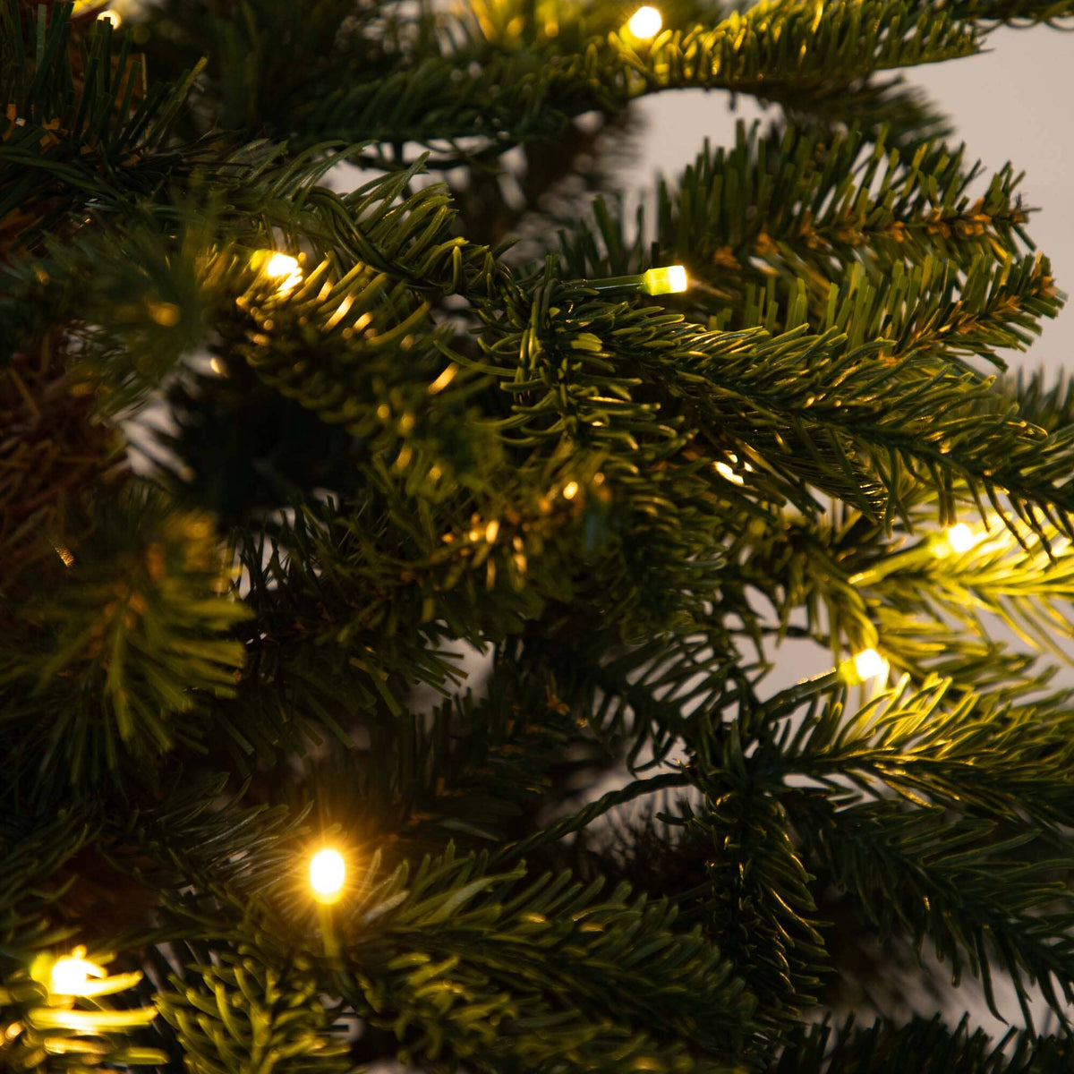 6' Pre-Lit Artificial Idaho Mixed Fir Christmas Tree with 130 Warm White LED Lights